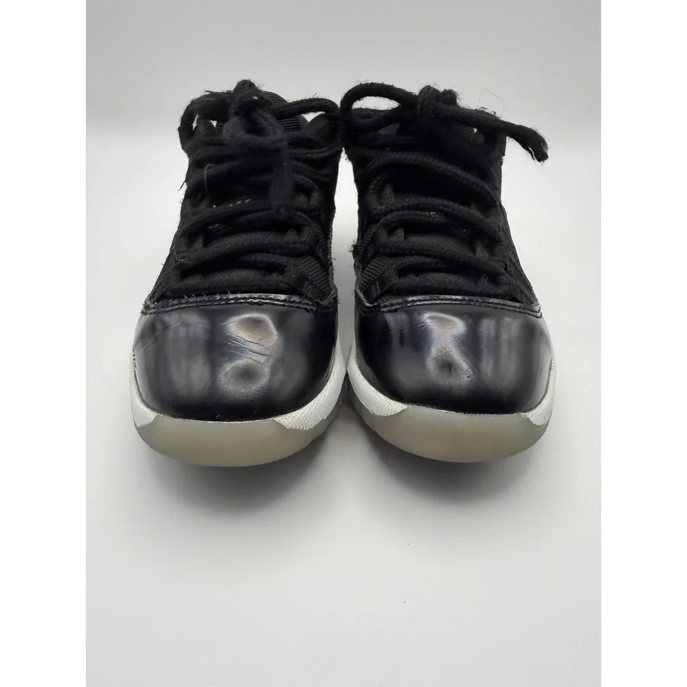 Nike Air Jordan 11 Retro Low 